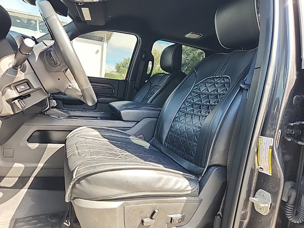 Used 2023 RAM 2500 Limited AWD/4WD image 2