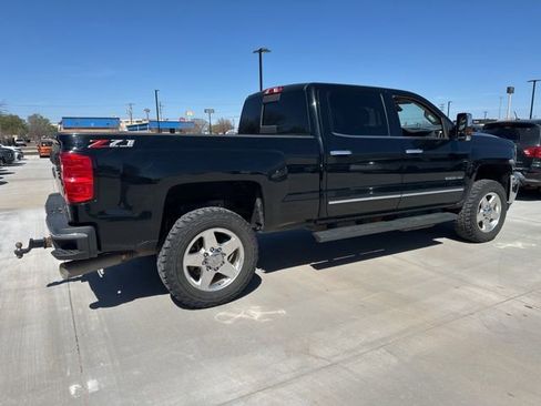 Used 2019 Chevrolet Silverado 2500 LTZ w/ Duramax Plus Package image 18