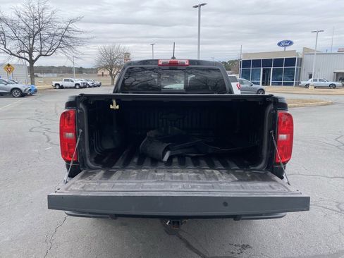 Used 2022 Chevrolet Colorado Z71 image 9