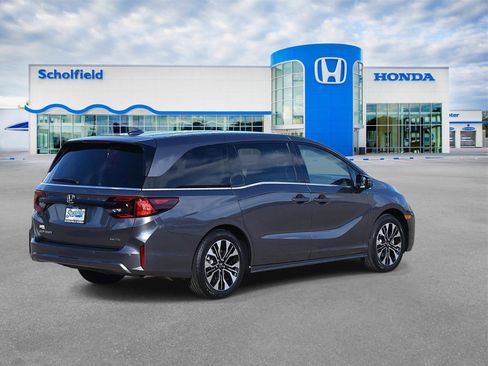New 2026 Honda Odyssey Elite image 3