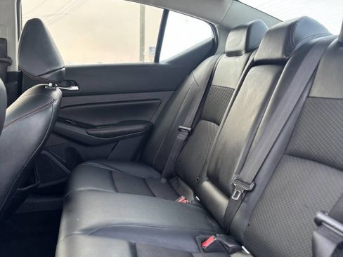 Used 2023 Nissan Altima 2.5 SR image 18