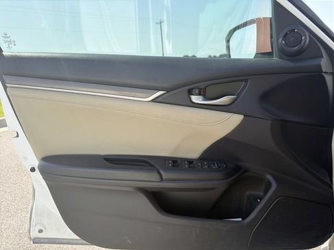 Used 2020 Honda Civic EX-L image 33