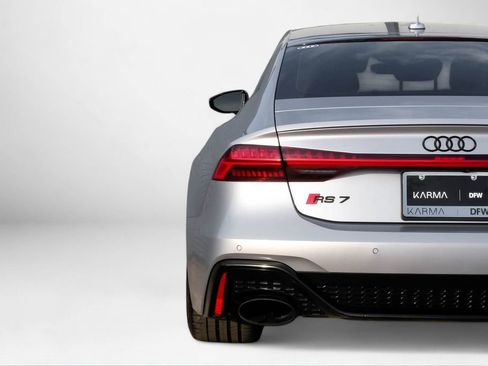 Used 2021 Audi RS 7 Sportback image 46