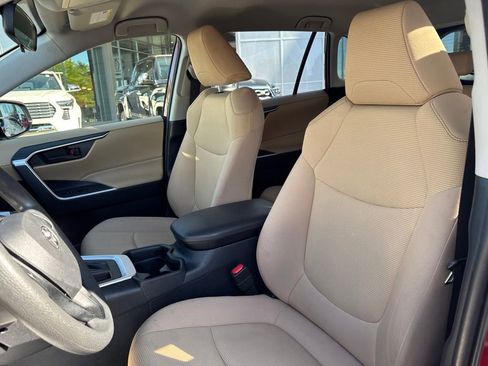 Used 2019 Toyota RAV4 LE w/ All Weather Liner Package FWD image 12