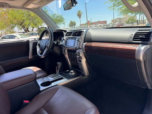 Used 2017 Toyota 4Runner Limited AWD/4WD image 36
