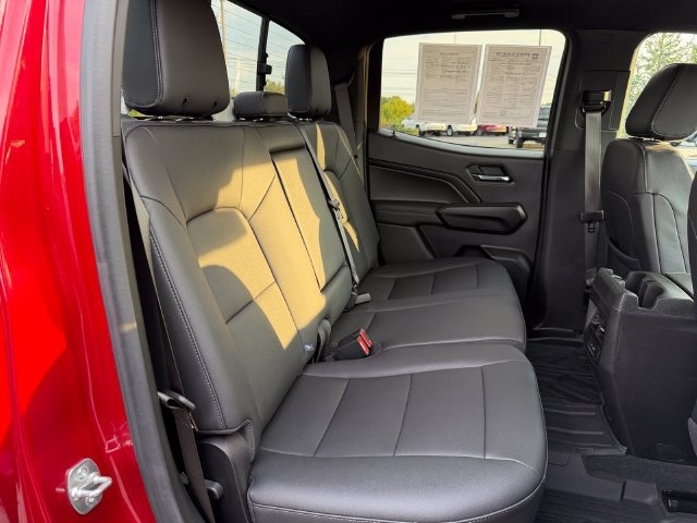 Used 2024 GMC Canyon Elevation w/ Elevation Premium Package AWD/4WD image 18