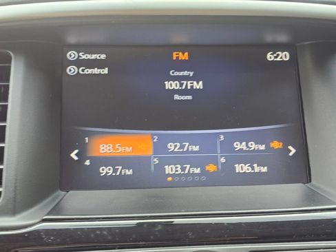 Used 2017 Nissan Pathfinder S AWD/4WD image 31