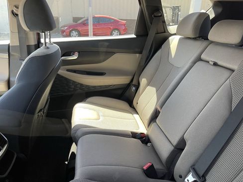 Used 2019 Hyundai Santa Fe SE FWD image 8