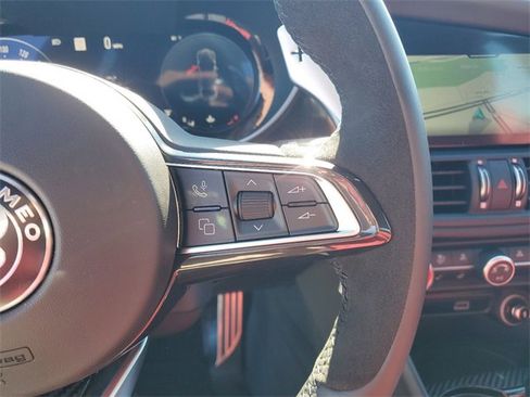 New 2024 Alfa Romeo Giulia Quadrifoglio image 30