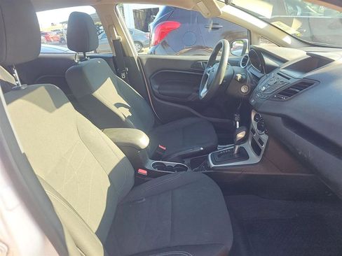 Used 2017 Ford Fiesta SE FWD image 8