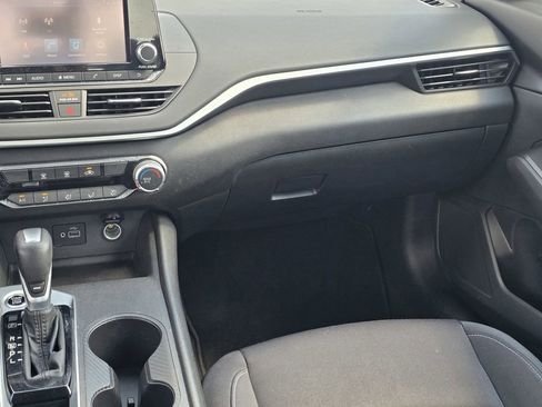 Used 2023 Nissan Altima 2.5 S image 17