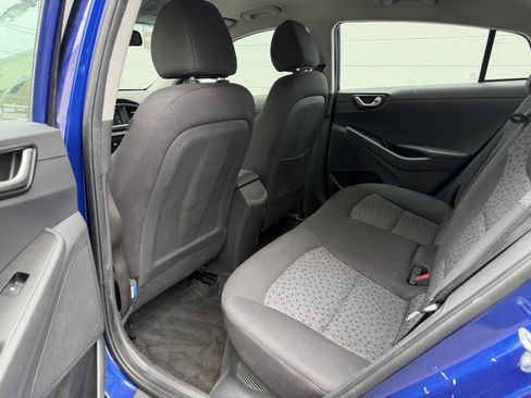 Used 2019 Hyundai Ioniq Plug-In Hybrid FWD image 25