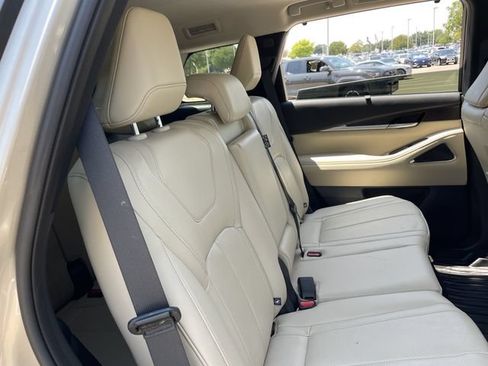 Used 2025 INFINITI QX60 Sensory w/ Vision Package AWD/4WD image 29