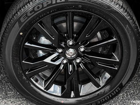 New 2024 Mitsubishi Eclipse Cross LE AWD/4WD image 7