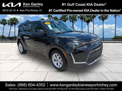 Certified 2025 Kia Soul LX w/ LX Technology Package