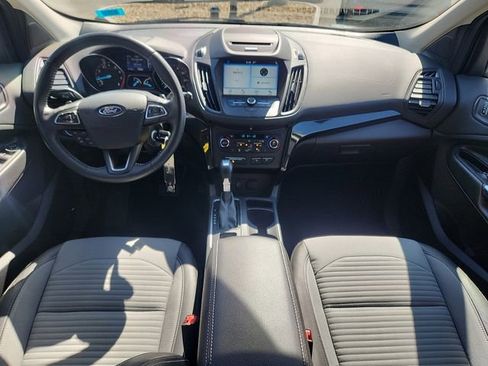 Certified 2017 Ford Escape SE w/ Equipment Group 201A AWD/4WD image 9