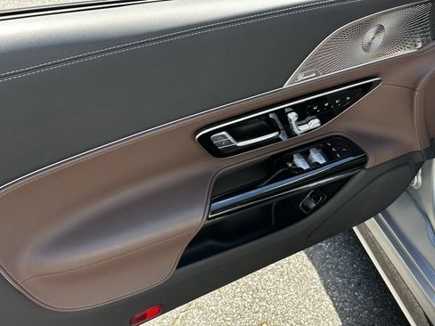 Certified 2024 Mercedes-Benz SL 55 AMG 4MATIC w/ Manufactur Interior Package image 11