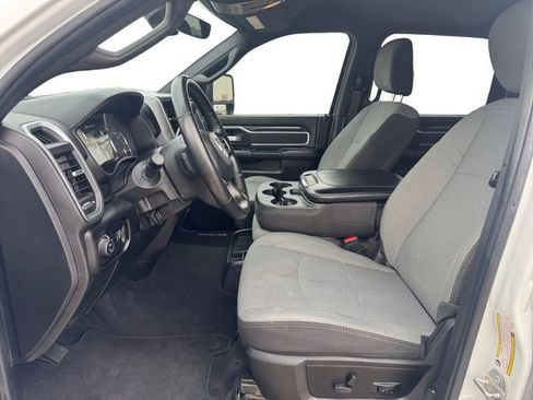 Used 2024 RAM 2500 Big Horn image 9