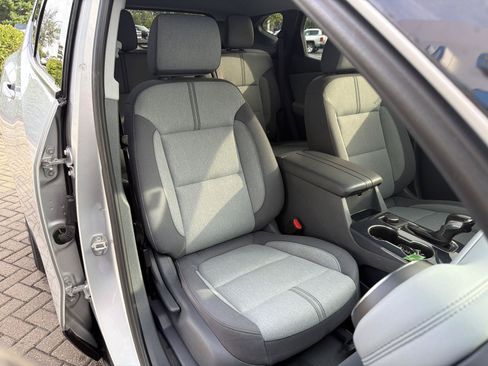 Used 2020 Chevrolet Blazer LT FWD image 32