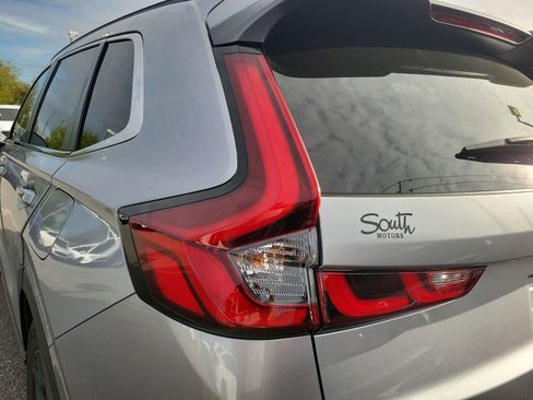 Used 2023 Honda CR-V Sport image 7