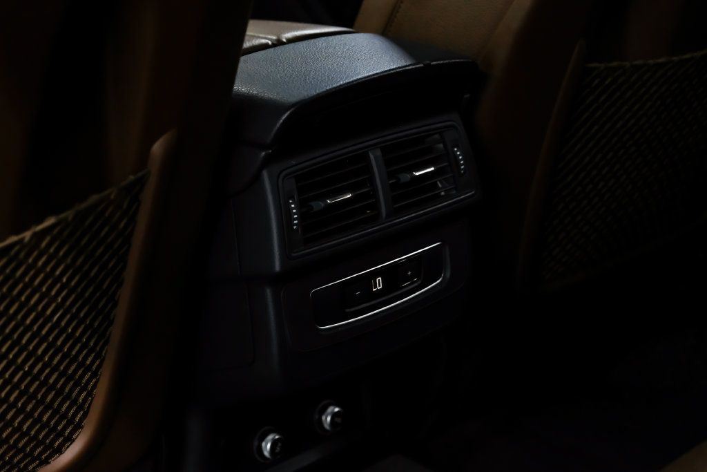 Used 2018 Audi Q7 2.0T Premium Plus AWD/4WD image 38