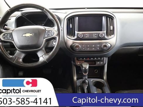 Used 2022 Chevrolet Colorado Z71 w/ Z71 Midnight Edition AWD/4WD image 15