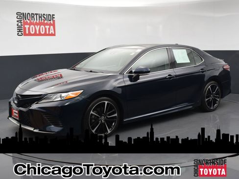 Used 2020 Toyota Camry XSE FWD image 1