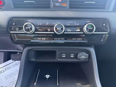 New 2026 Honda Pilot Touring image 26