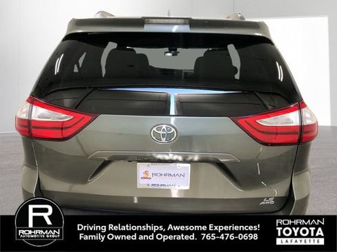 Used 2018 Toyota Sienna LE AWD/4WD image 5