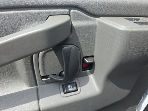 Used 2025 Chevrolet Express 2500 w/ Driver Convenience Package RWD image 11