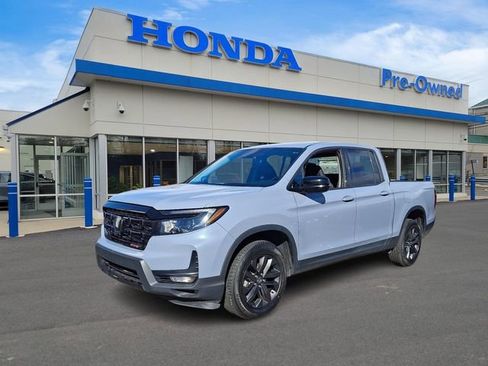 Used 2024 Honda Ridgeline Sport image 1