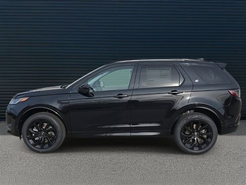 New 2025 Land Rover Discovery Sport S image 3