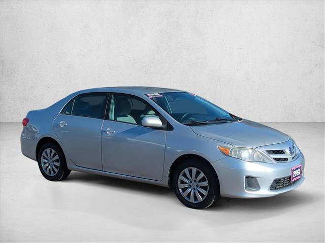 Used 2012 Toyota Corolla LE FWD image 3