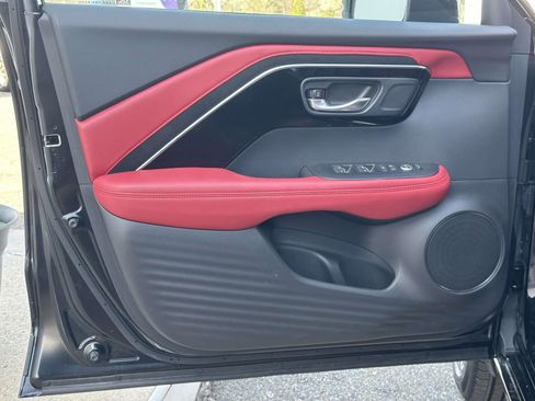 Used 2025 Acura ADX A-Spec image 16