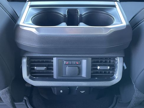 Used 2025 Ford F150 Platinum w/ Equipment Group 702A High image 17