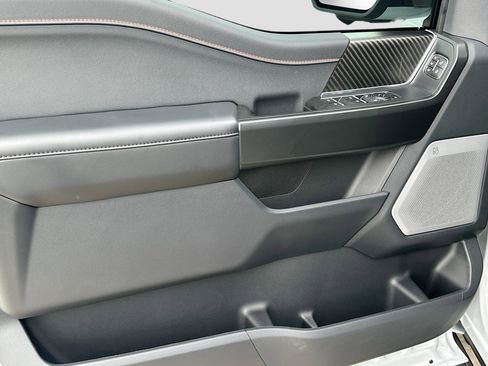 Used 2025 Ford F150 Raptor AWD/4WD image 18