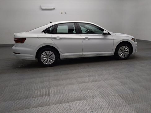 Used 2019 Volkswagen Jetta S w/ Driver Assistance Package image 10