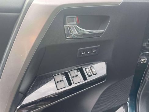 Used 2017 Toyota RAV4 Limited w/ Carpet Mat Package AWD/4WD image 19