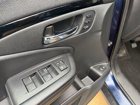 Used 2019 Honda Pilot Touring image 11