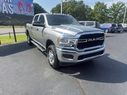 Used 2021 RAM 2500 Tradesman AWD/4WD image 3