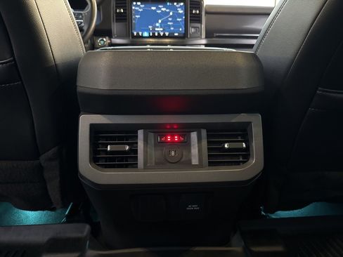 Used 2024 Ford F350 Lariat w/ Chrome Package image 26