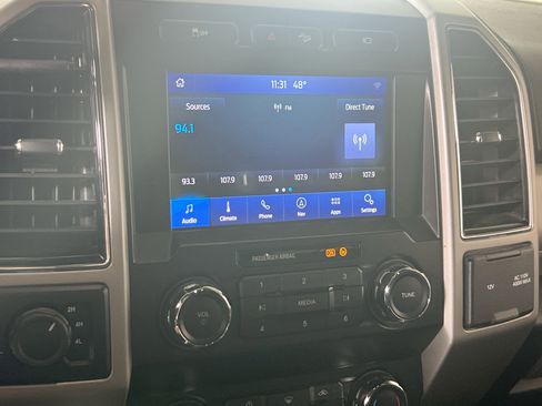 Used 2019 Ford F250 Lariat w/ Lariat Value Package image 15