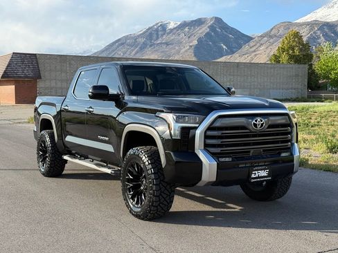 Used 2023 Toyota Tundra Limited AWD/4WD image 1