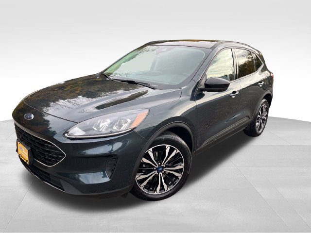 Certified 2022 Ford Escape SE w/ SE Sport Appearance Package AWD/4WD image 2
