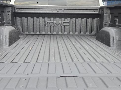 New 2026 GMC Sierra 1500 AT4 w/ AT4 Premium Package image 10