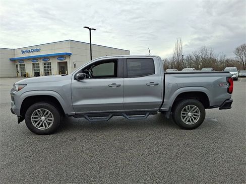 Used 2023 Chevrolet Colorado LT w/ LT Convenience Package II image 7