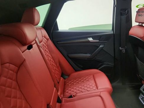 Used 2025 Audi SQ5 Prestige AWD/4WD image 25