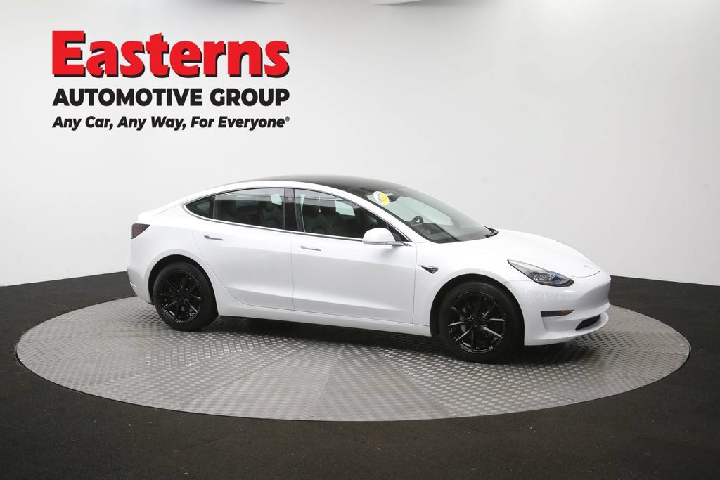Used 2019 Tesla Model 3 Standard Range Plus RWD image 43