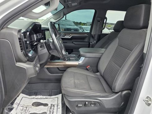 Used 2025 Chevrolet Silverado 1500 LT w/ Z71 Off-Road Package image 13