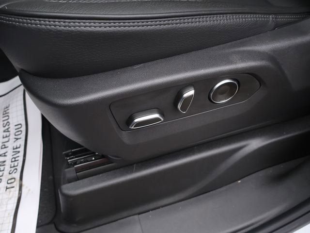 New 2026 GMC Yukon XL Denali w/ Sun & Power Step Package AWD/4WD image 19
